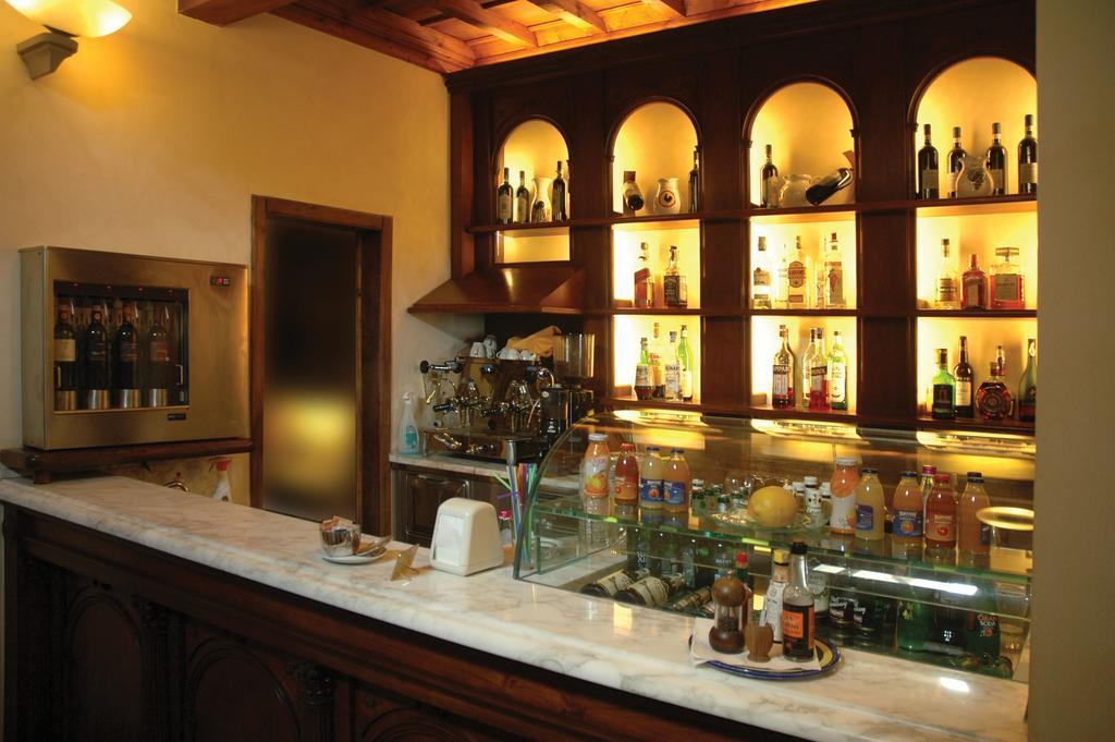 Hotel Palazzo Squarcialupi Кастелина ин Кианти Екстериор снимка