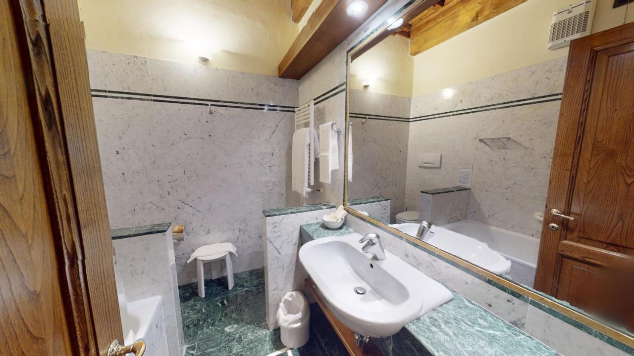 Hotel Palazzo Squarcialupi Кастелина ин Кианти Екстериор снимка