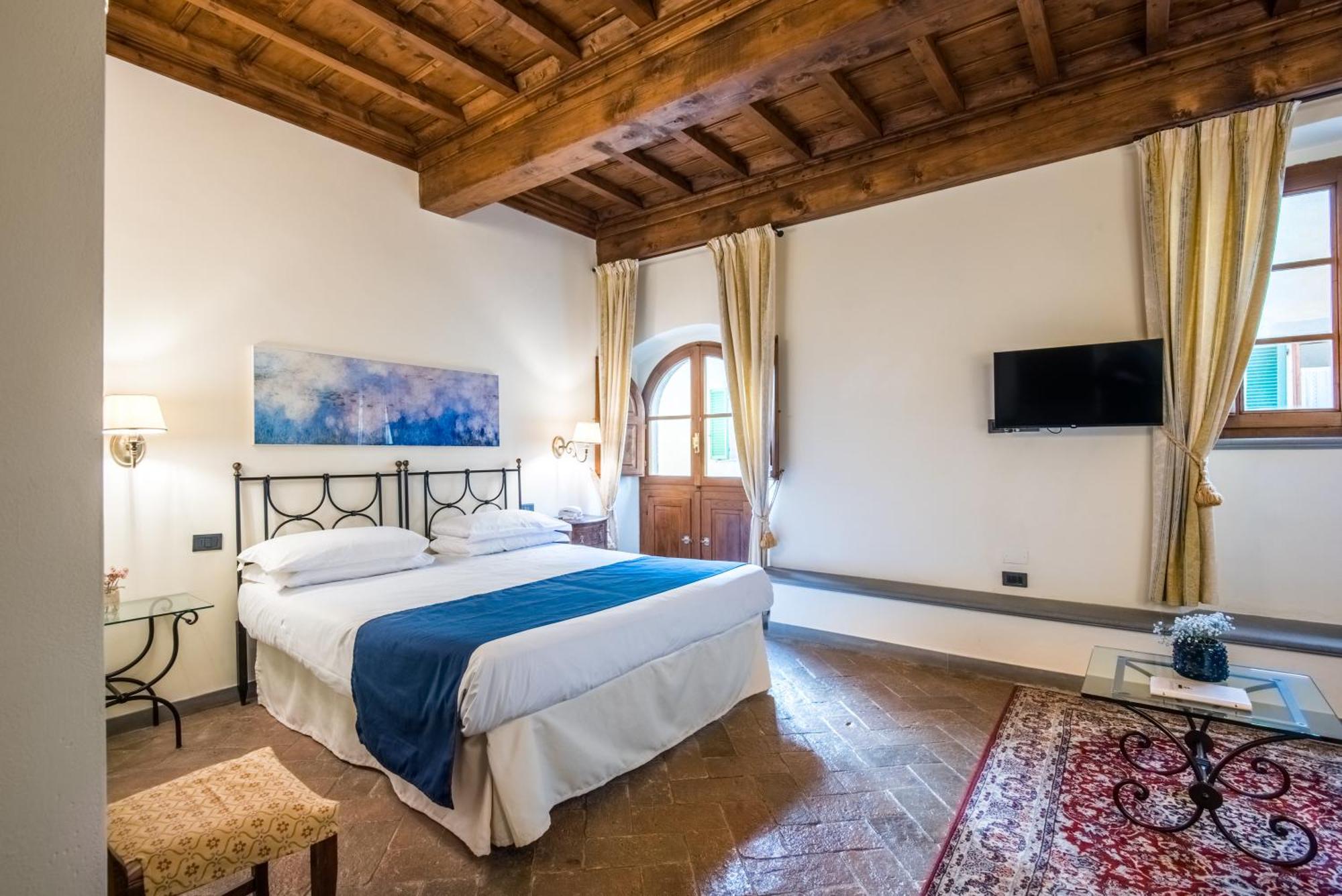 Hotel Palazzo Squarcialupi Кастелина ин Кианти Екстериор снимка